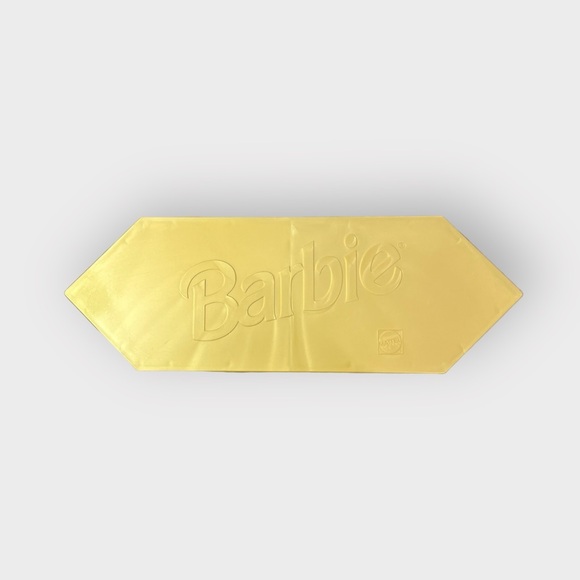 Mattel Barbie Happy Holidays 1997 Green Eyes Collectors Doll NIB - Picture 4 of 4